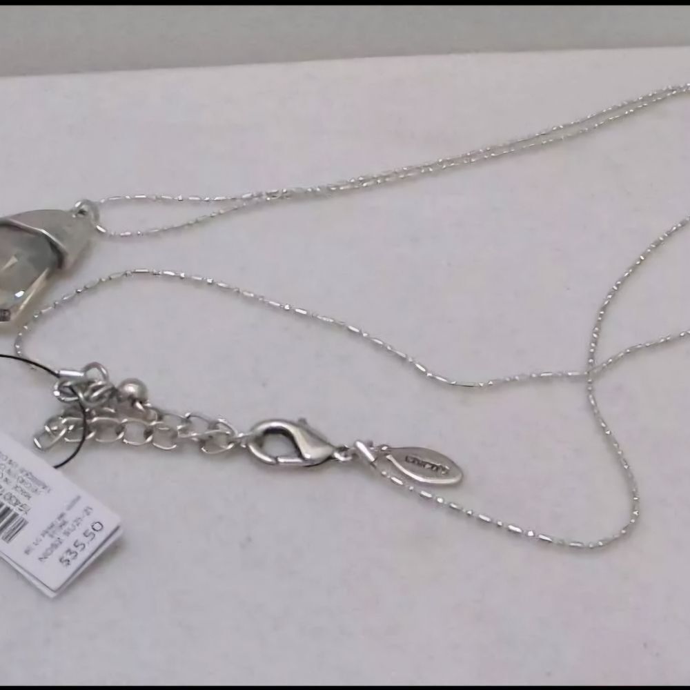 CHICO’S 36” Silver Tone Chain Smoky Grey CRYSTAL Pendant Necklace NWT - Picture 6 of 12